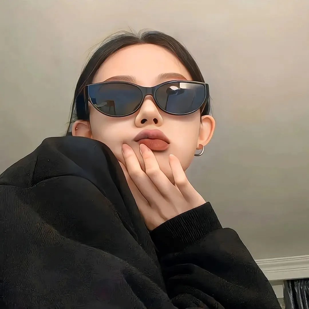 我们何不引吭高歌？